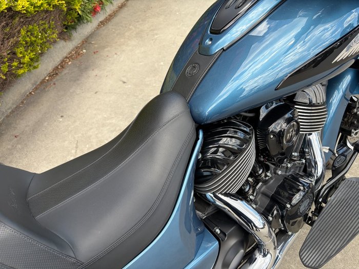2022 Indian CHIEFTAIN DARK HORSE BLUE SLATE METALLIC