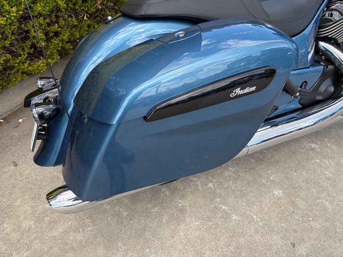 2022 Indian CHIEFTAIN DARK HORSE BLUE SLATE METALLIC