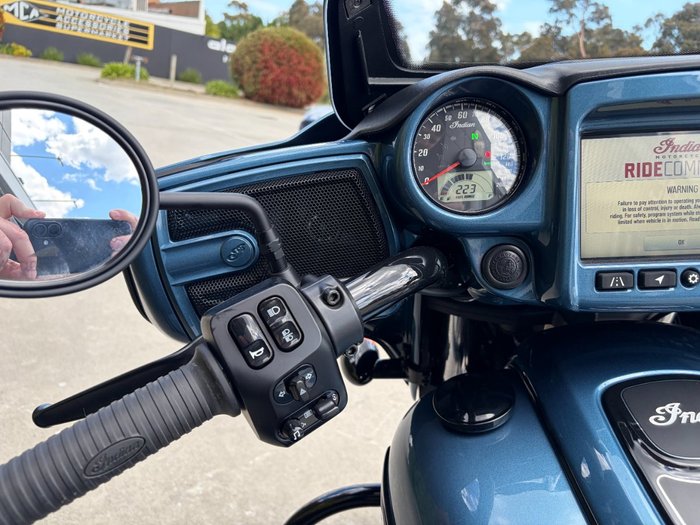 2022 Indian CHIEFTAIN DARK HORSE BLUE SLATE METALLIC