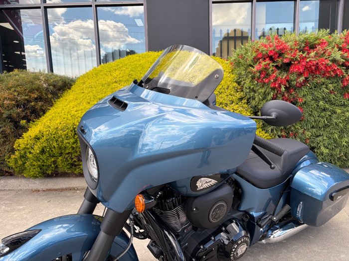 2022 Indian CHIEFTAIN DARK HORSE BLUE SLATE METALLIC