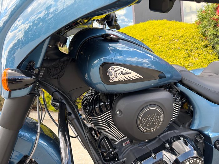 2022 Indian CHIEFTAIN DARK HORSE BLUE SLATE METALLIC