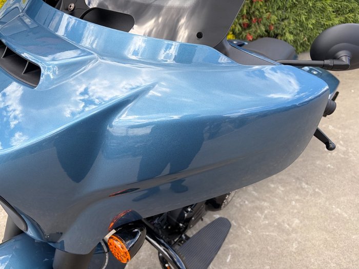 2022 Indian CHIEFTAIN DARK HORSE BLUE SLATE METALLIC