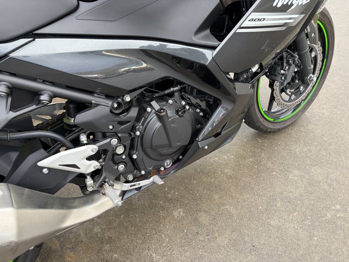 2022 Kawasaki NINJA 400 Black