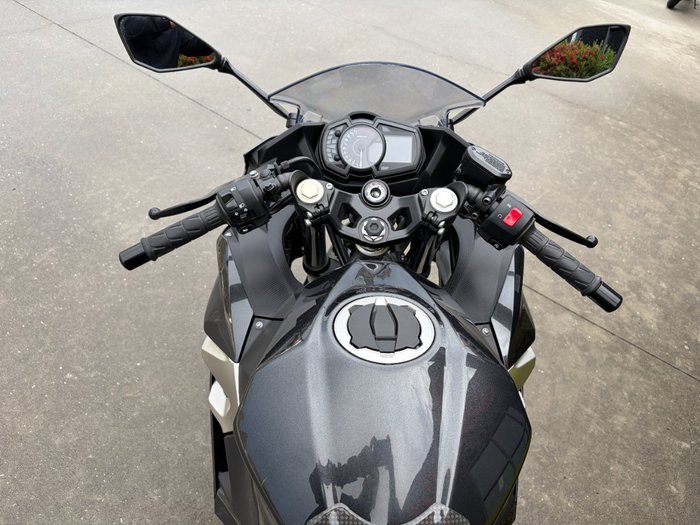 2022 Kawasaki NINJA 400 Black