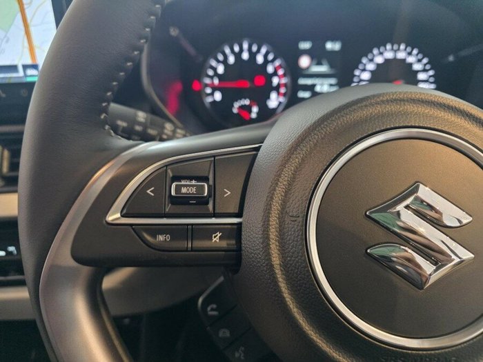 2025 Suzuki Swift Hybrid GLX