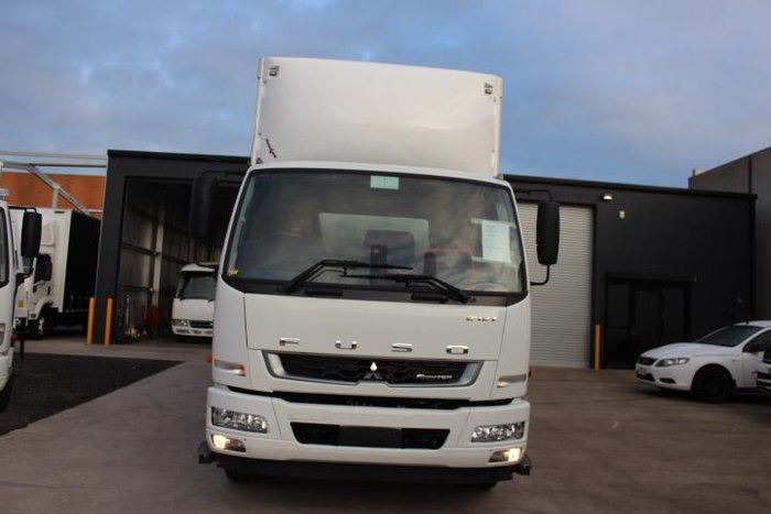 2025 Fuso Fighter 2427 WHITE