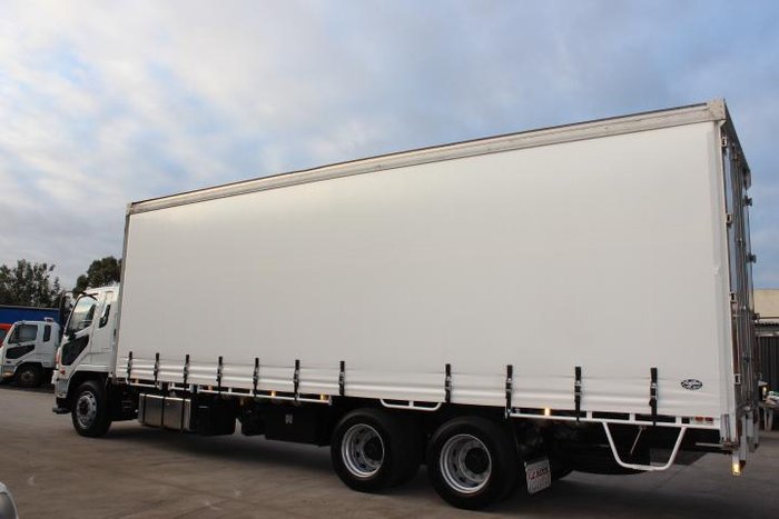 2025 Fuso Fighter 2427 WHITE