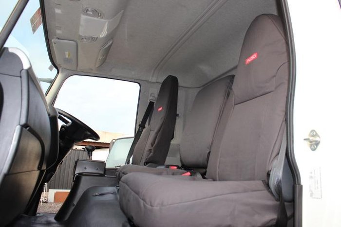 2025 Fuso Fighter 2427 WHITE