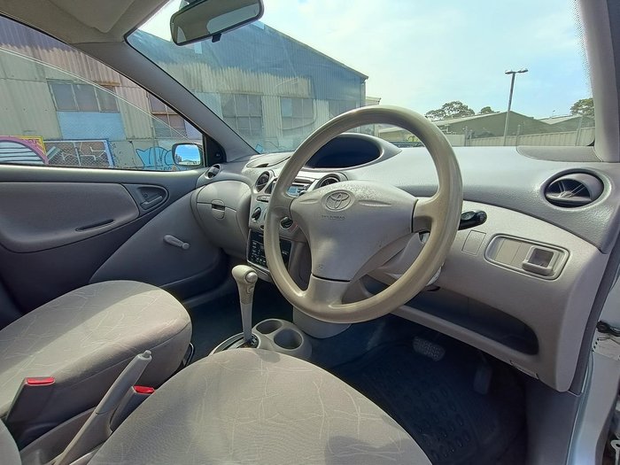 2002 Toyota Echo NCP12R Magnetic Silver