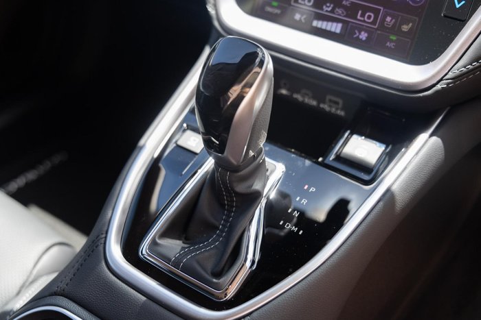 2025 Subaru Outback AWD Touring 6GEN MY25 AWD Crystal White