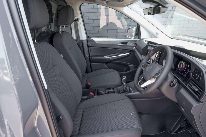 2025 Volkswagen Caddy TSI220