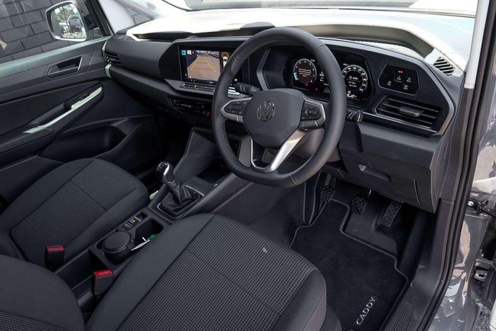 2025 Volkswagen Caddy TSI220