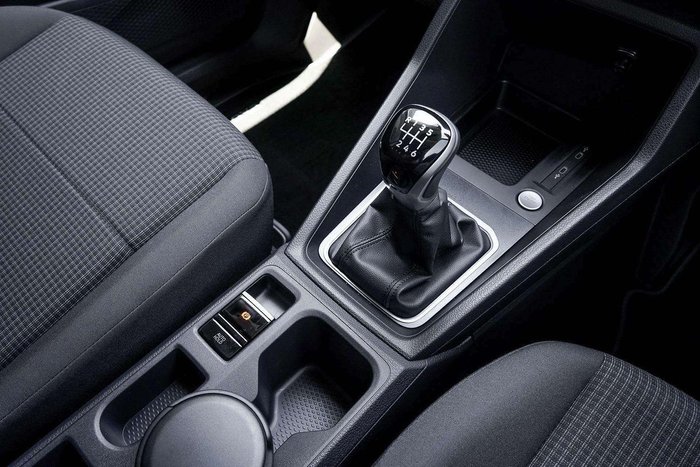 2025 Volkswagen Caddy TSI220