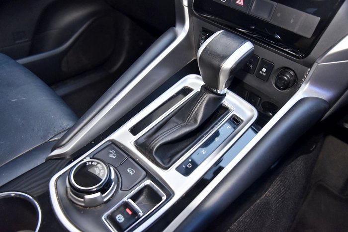 2017 Mitsubishi Pajero Sport Exceed