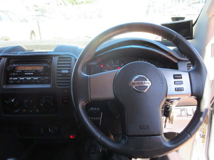 2007 Nissan Navara ST-X