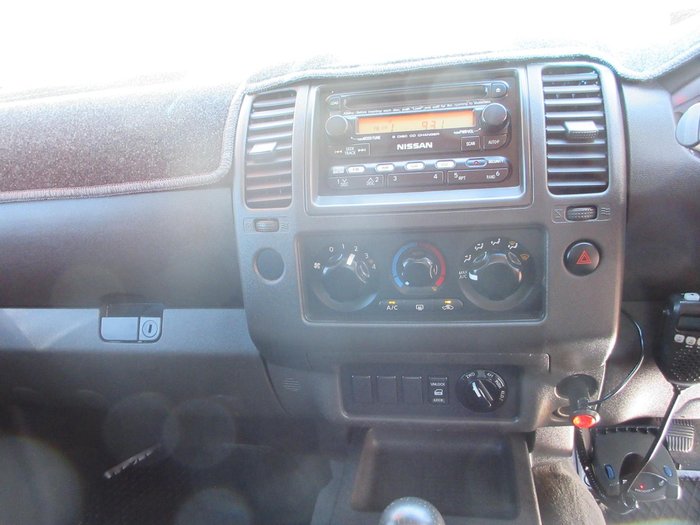 2007 Nissan Navara ST-X