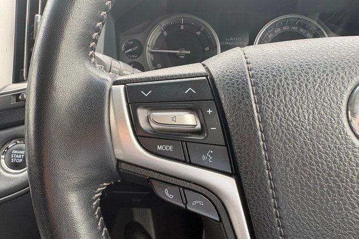 2019 Toyota Landcruiser VX