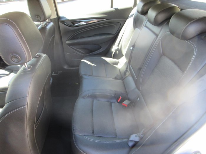 2020 Holden Calais V