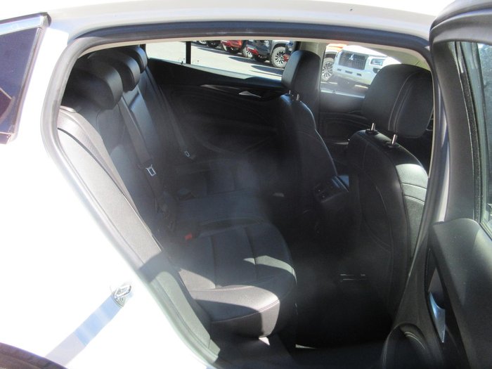 2020 Holden Calais V