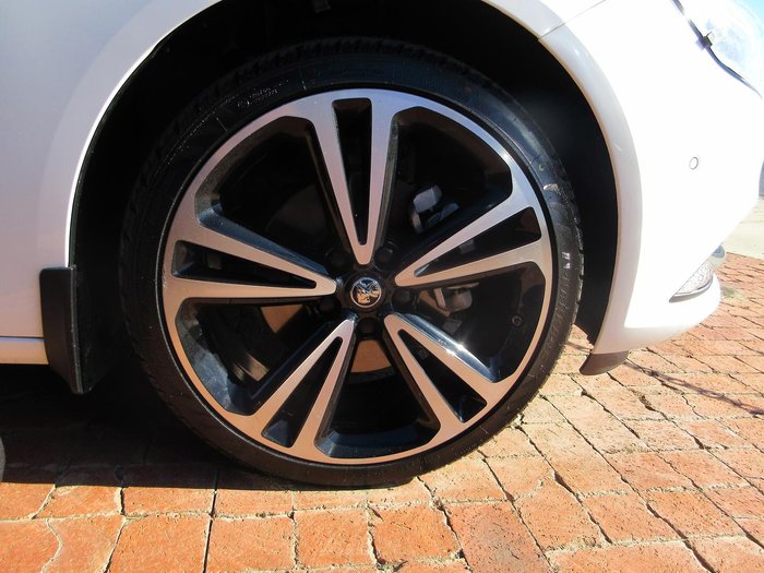 2020 Holden Calais V