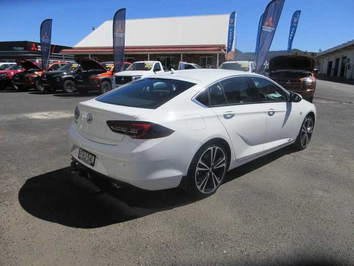 2020 Holden Calais V