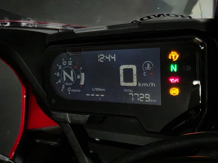 2023 Honda CBR650R Red