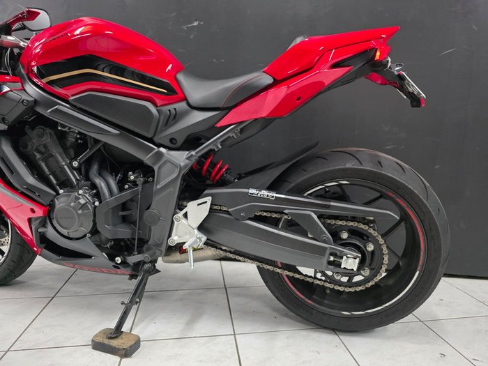 2023 Honda CBR650R Red
