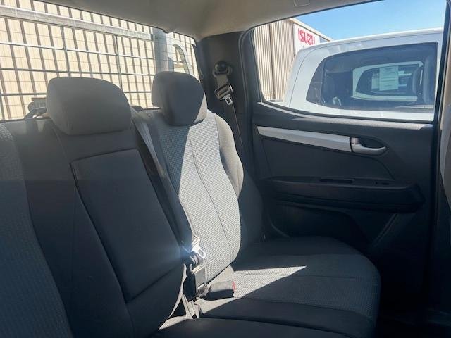 2015 Isuzu D-MAX SX MY15 4X4 Dual Range Titanium Silver