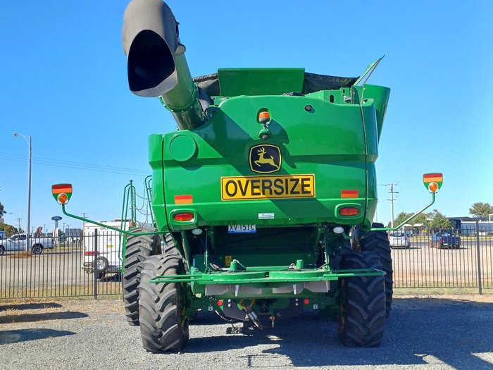2018 John Deere S790 Green