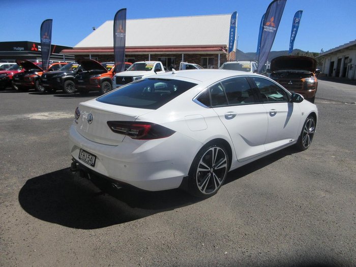 2020 Holden Calais V
