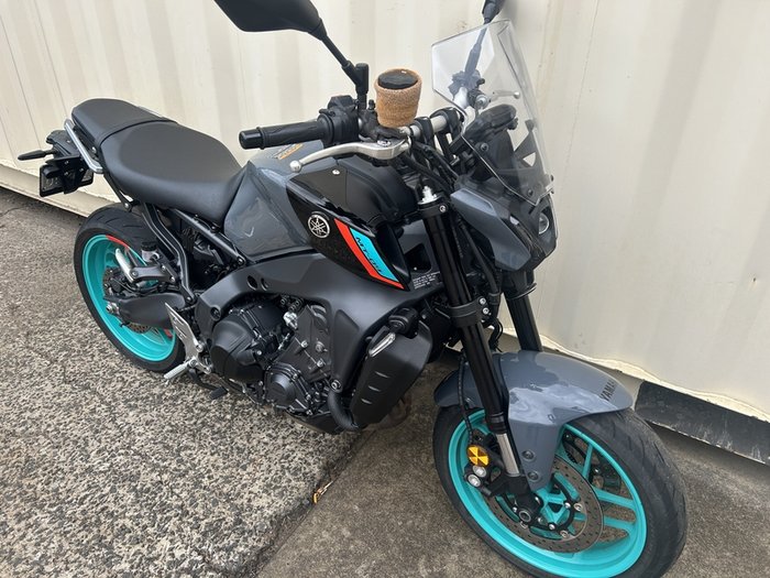 2022 YAMAHA MT-09A ROAD GREY