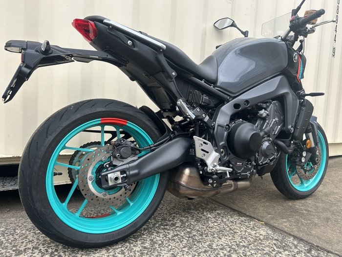 2022 YAMAHA MT-09A ROAD GREY