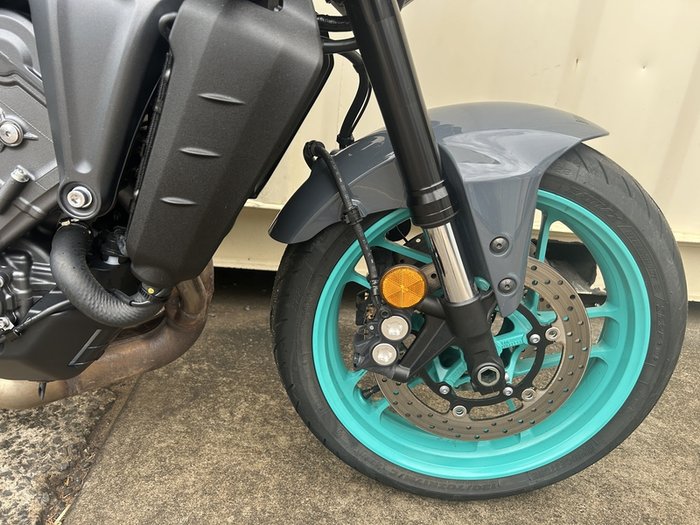 2022 YAMAHA MT-09A ROAD GREY