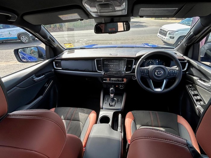 2025 Mazda BT-50 SP