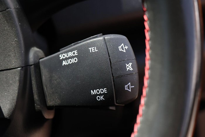 2019 Renault Megane R.S. 280 BFB Orange Tonic