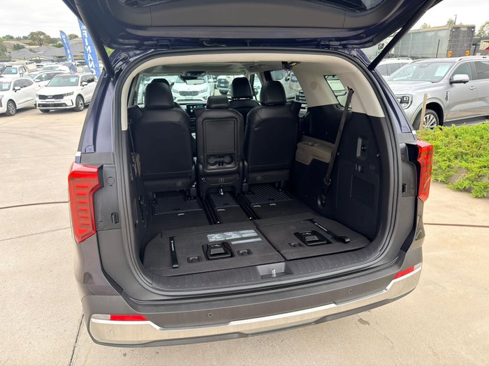 2024 Kia Carnival GT-Line