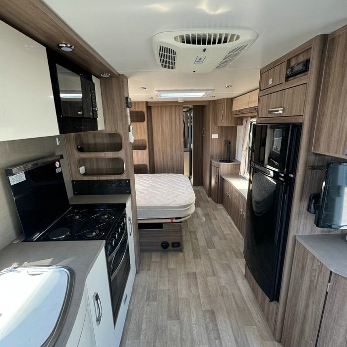 2016 JAYCO SILVERLINE OUTBACK 24.75-2 OB