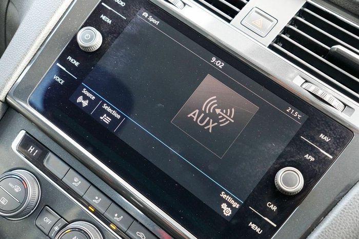 2025 Volkswagen Golf 110TSI Life