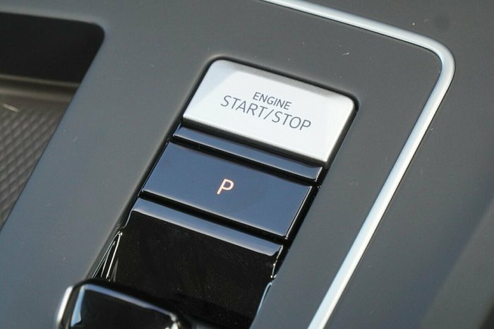 2025 Volkswagen Golf 110TSI Life