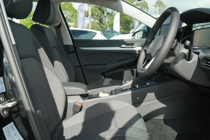 2025 Volkswagen Golf 110TSI Life