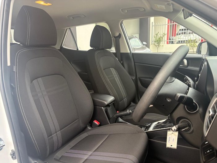 2025 Hyundai Venue Active