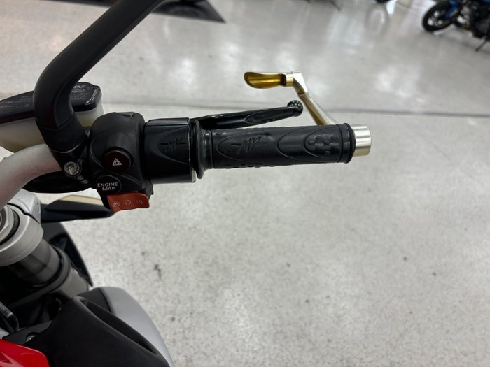 2016 M.V. Agusta BRUTALE 800 EAS CHROME