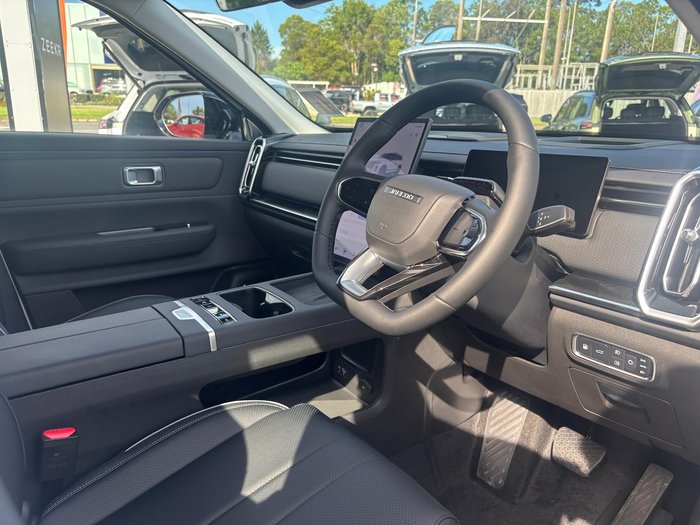 2025 Jaecoo J7 SHS Summit