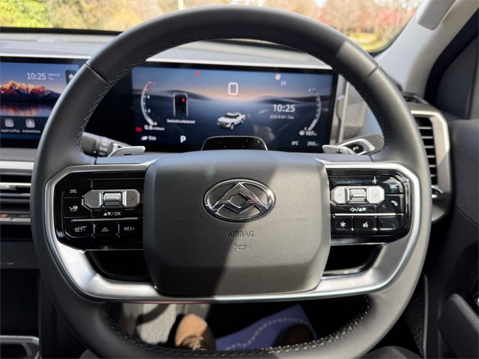 2025 LDV TERRON 9 ORIGIN