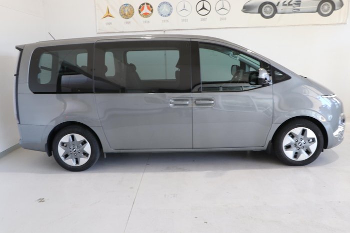 2023 Hyundai STARIA