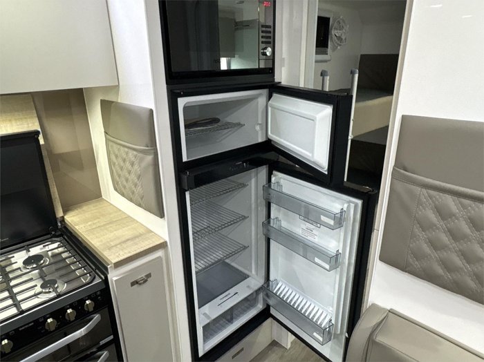 2025 Essential Caravans Cruiser