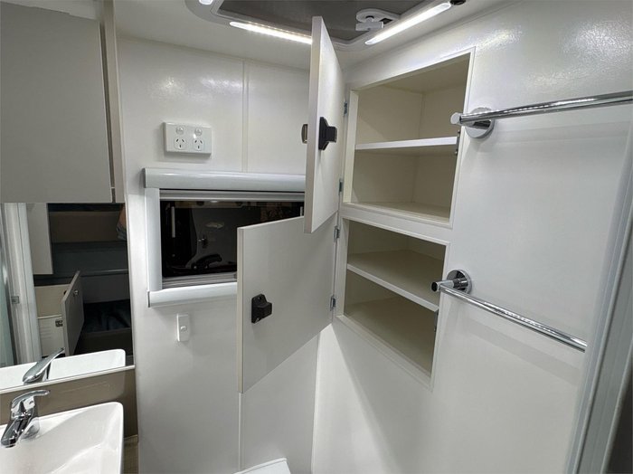 2025 Essential Caravans Cruiser