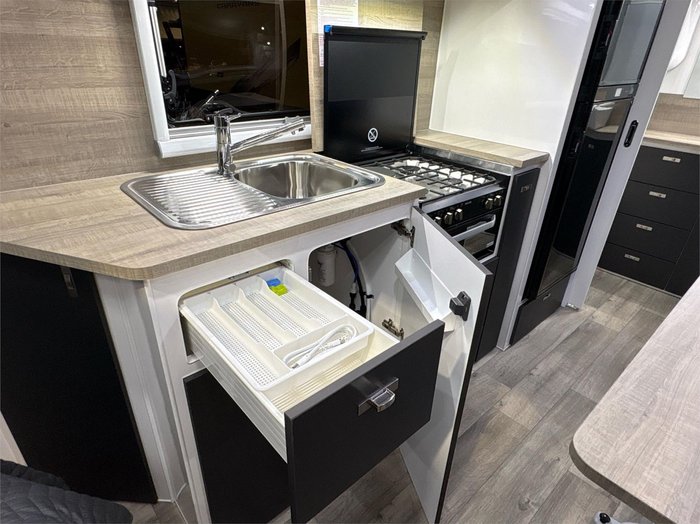 2025 Essential Caravans Ranger