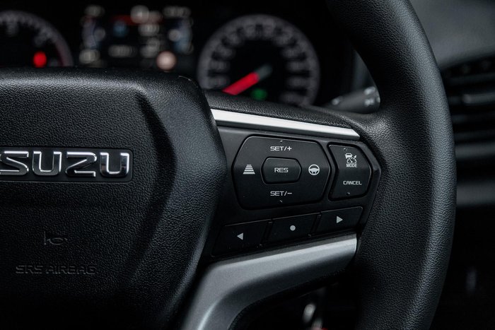 2021 Isuzu D-MAX SX MY21 4X4 Dual Range Mineral White