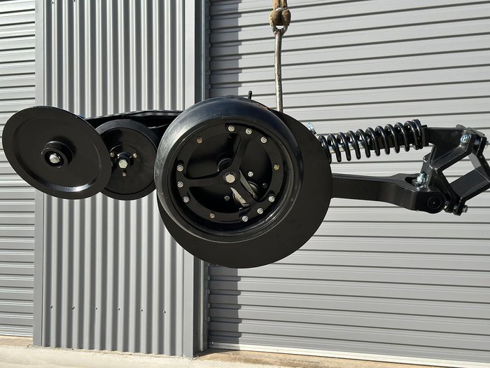 0 Serafin Single Disc Row Unit Black